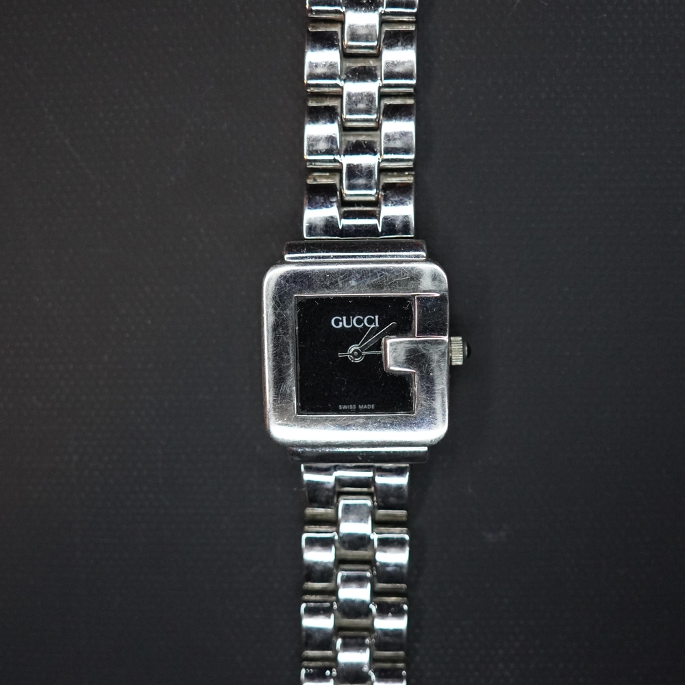 Gucci 3600L Women's Watch Quartz 23mm Black Dial Swiss Made Square Working - Picture 5 of 7